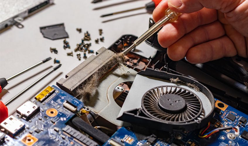 Tại Sao Nên Bảo Dưỡng Laptop Định Kỳ? - Lợi Ích Vàng Cho Máy Tính Của Bạn 8 Nên Bảo Dưỡng Laptop Định Kỳ