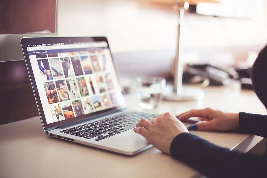 Những Lưu Ý Quan Trọng Khi Sử Dụng Laptop Để Kéo Dài Tuổi Thọ - Bền Bỉ Theo Thời Gian 2 Những Lưu Ý Quan Trọng Khi Sử Dụng Laptop Để Kéo Dài Tuổi Thọ - Bền Bỉ Theo Thời Gian