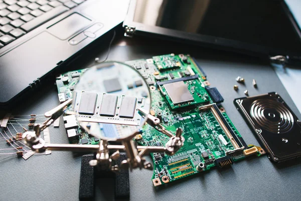 Sửa Lỗi Mainboard Laptop: Tổng Hợp Các Trường Hợp Thường Gặp và Cách Khắc Phục 4 Sửa Lỗi Mainboard Laptop
